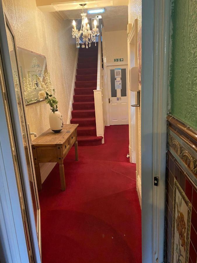 Hotel Jeanne Blackpool Extérieur photo
